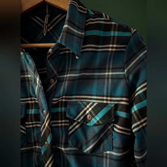 KUHL flannel - Picture 4 of 6